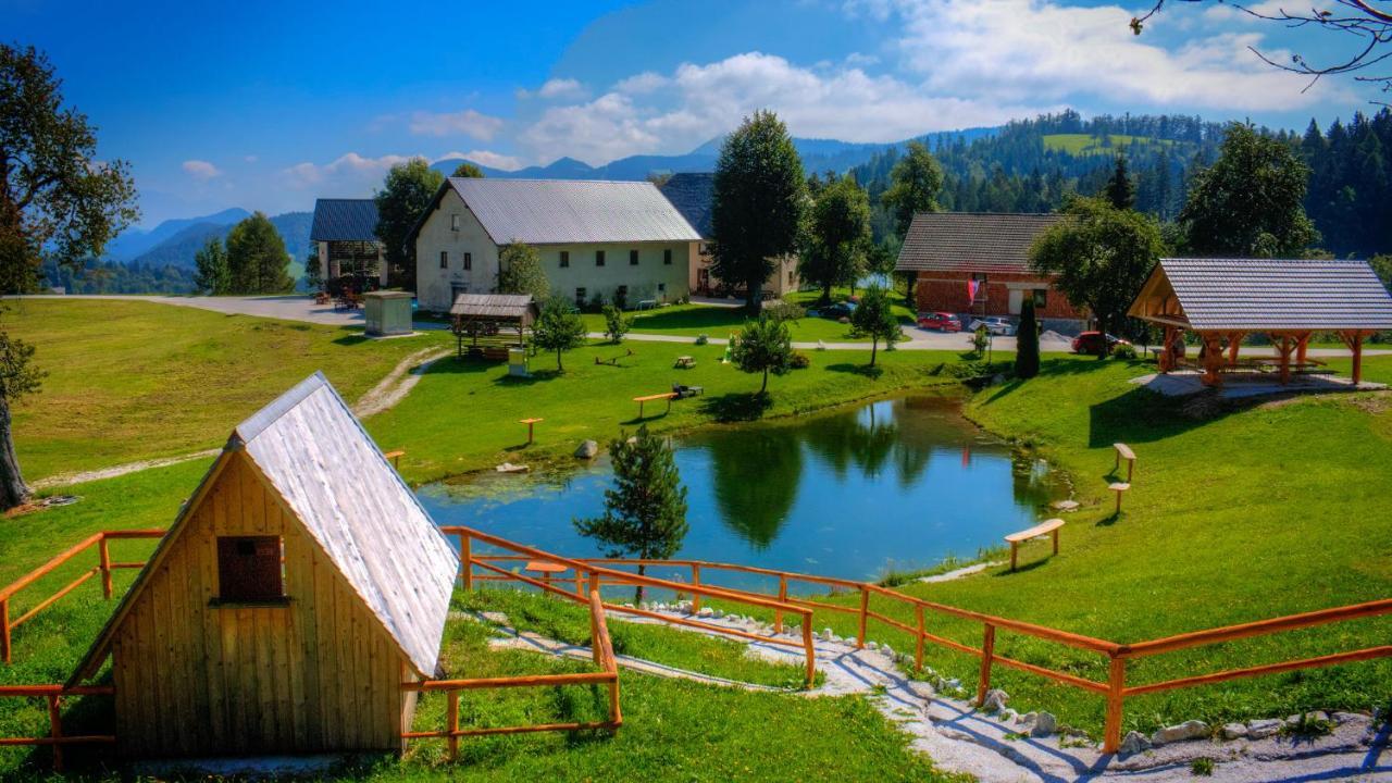 Glamping Vrhovc Hotel Zelezniki Eksteriør billede